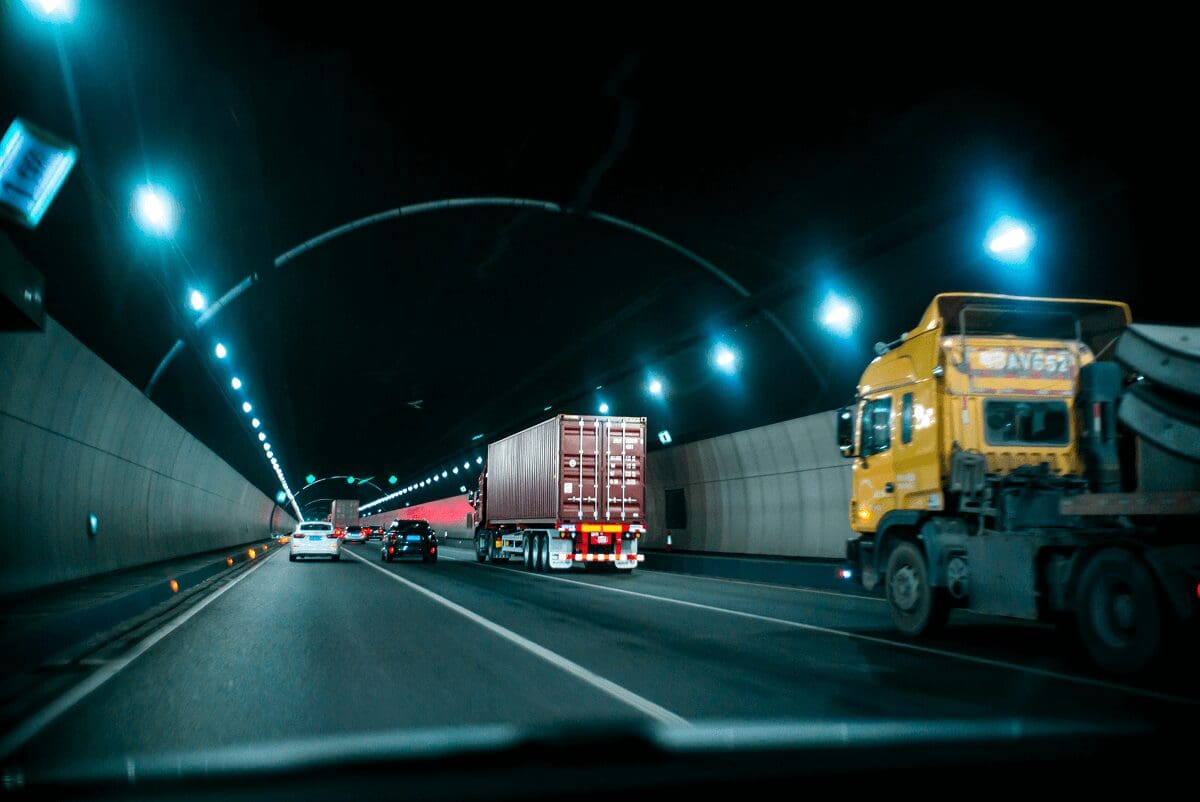 truck18 (1) truck18 (1)